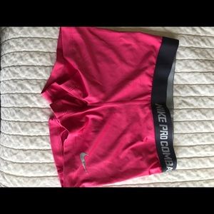 Nike Pro Shorts hot pink size s